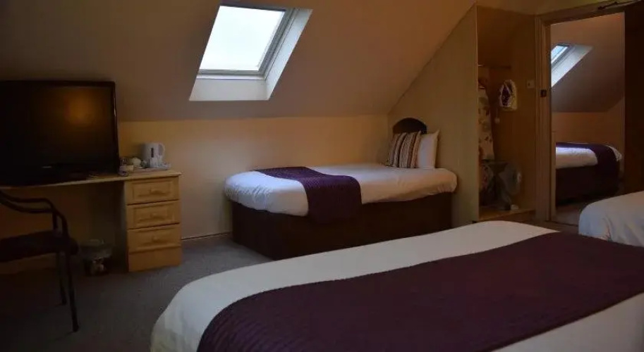 Hillview Lodge