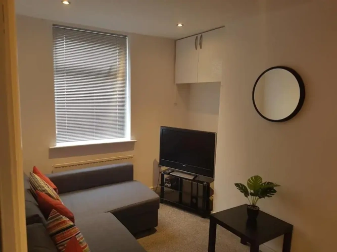 3 Bedrooms Cottage