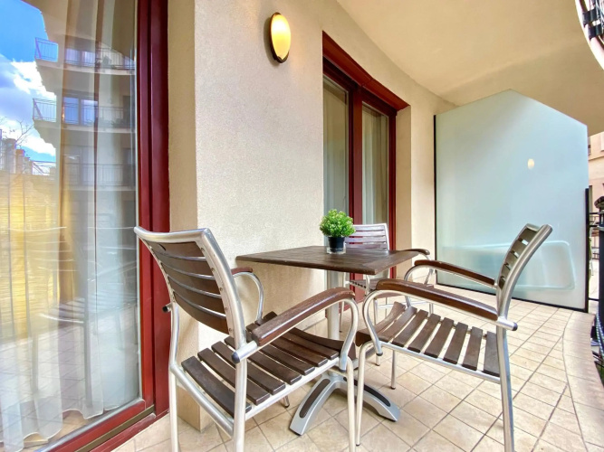 Downtown Vibe-King I apts