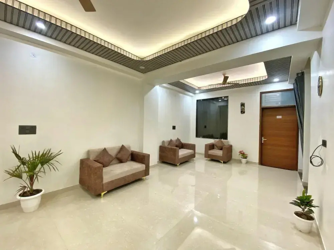 Luxe Stays