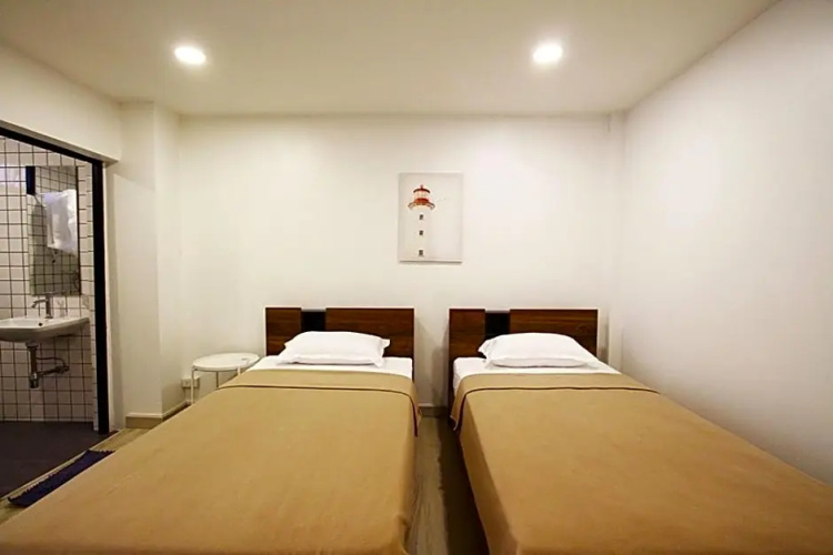 398 Hostel