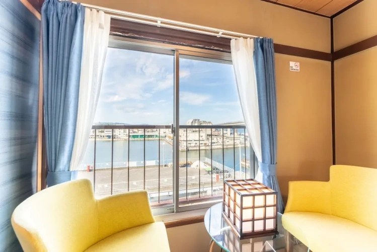 Apartment with balcony