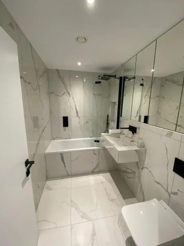 Amazing 2 Bed Flat with Parking