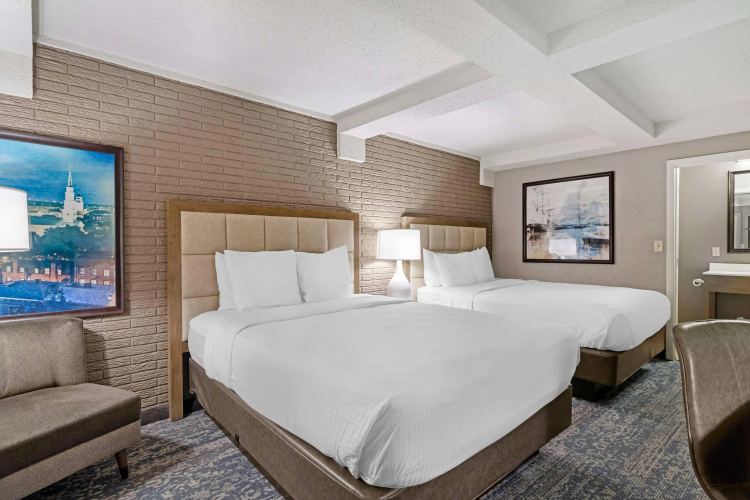 Best Western Savannah Historic District photo 8