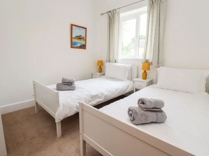 1 Orchard Cottages