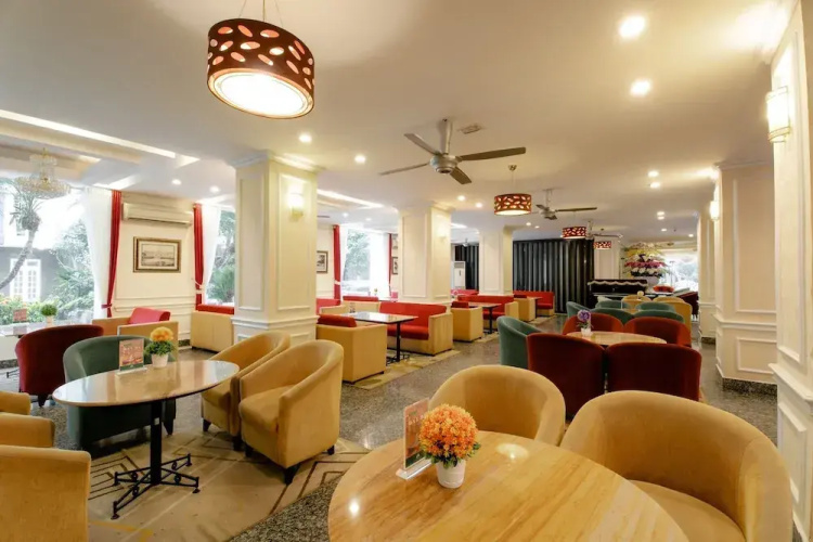 White Palace Thai Binh Hotel 1