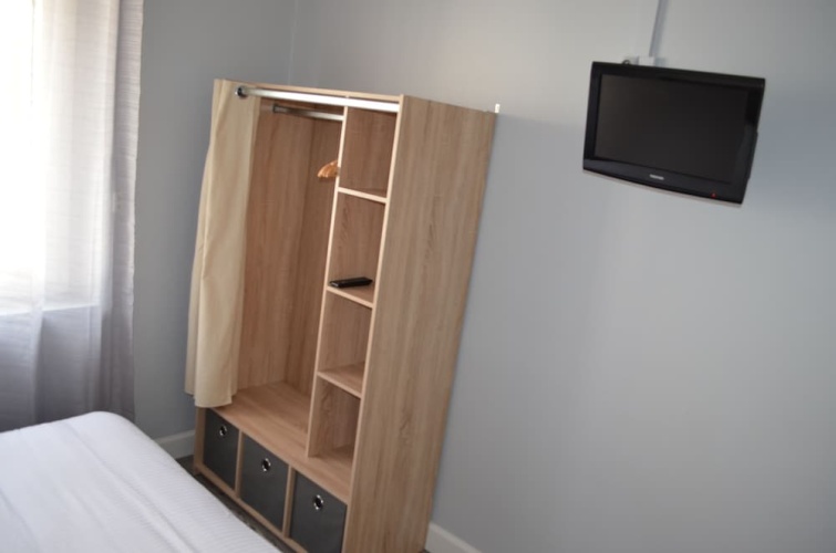 Guest rooms