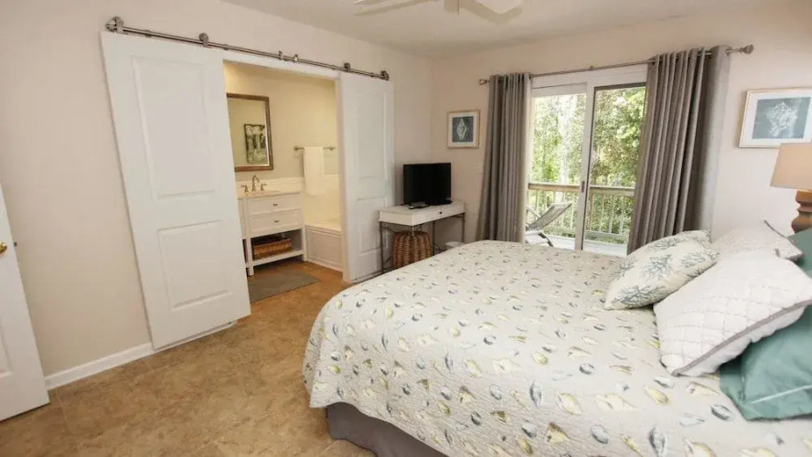 All Waves Dreaming 1037 - 4 Br Home
