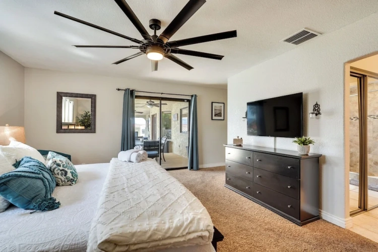 3 Bedrooms Cottage