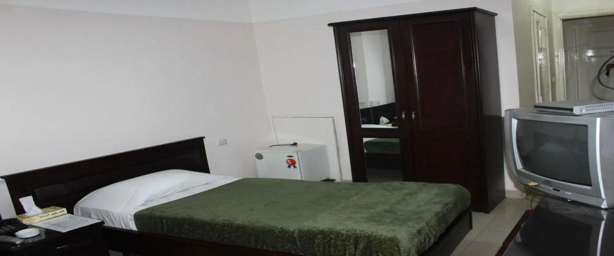 Al-Saleh Hotel