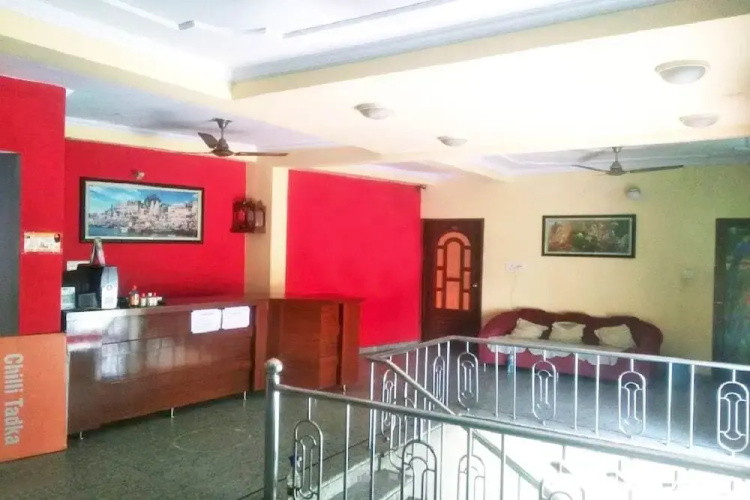 Goroomgo Kashi Inn Varanasi