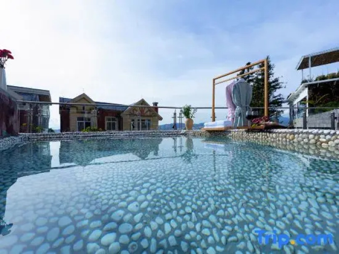 Tengchong Dongli Hot Spring Courtyard