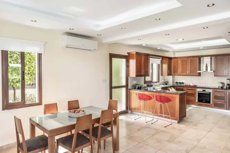 Villa Prengos 6