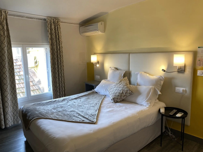 Majestic Hotel