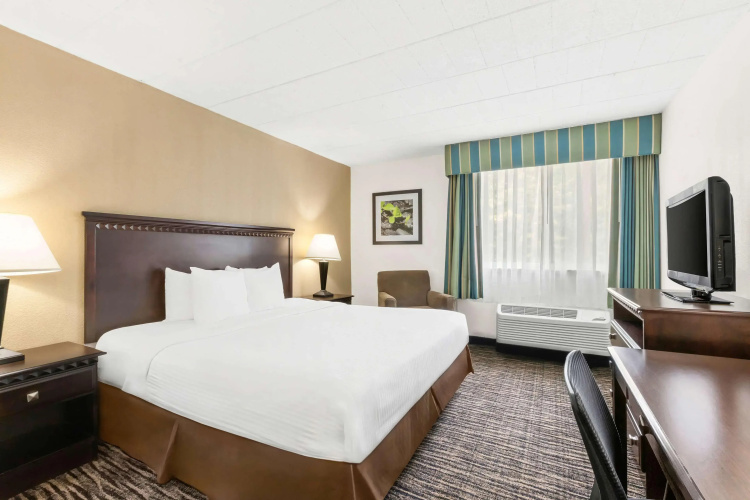 Best Western Hazlet Inn