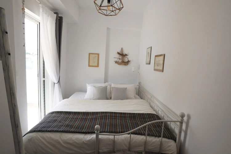 Central Apartment 2’ To Metro