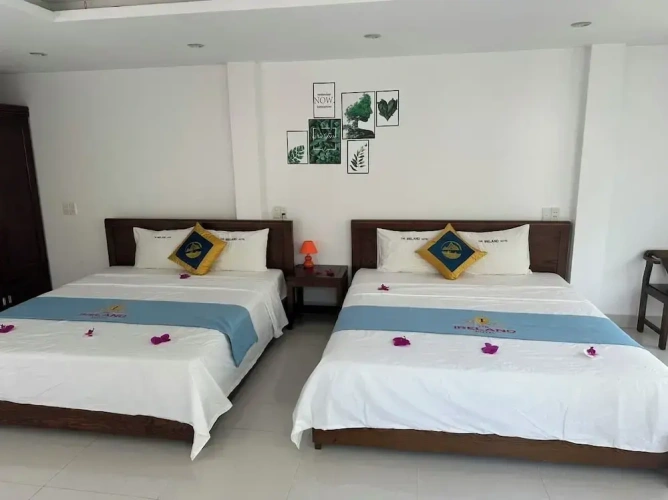 Classic Double room with city view
