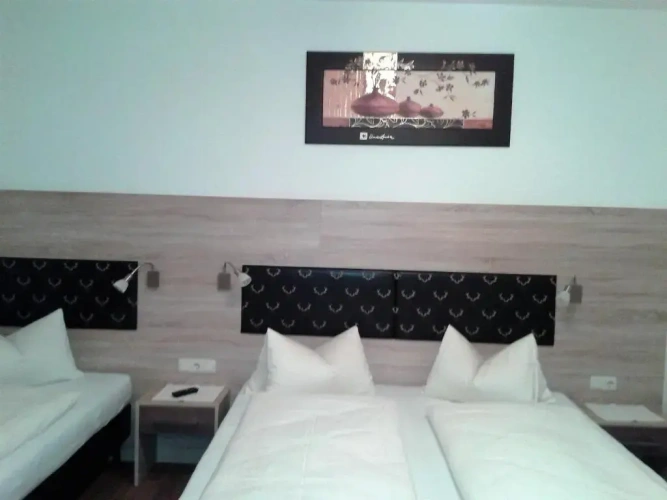 Standard Triple room with balcony