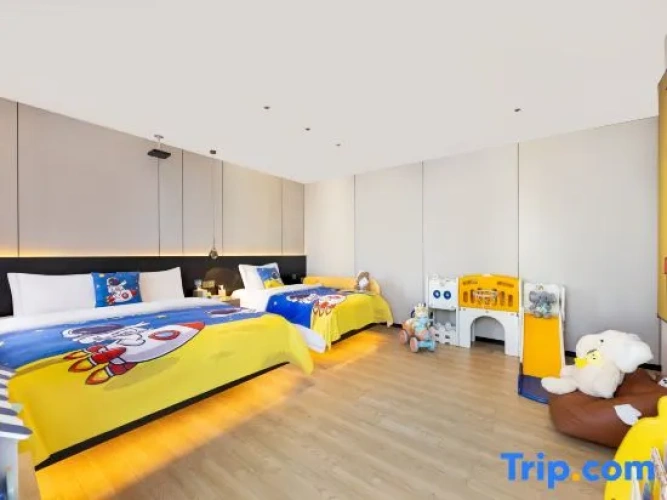 Standard Family room