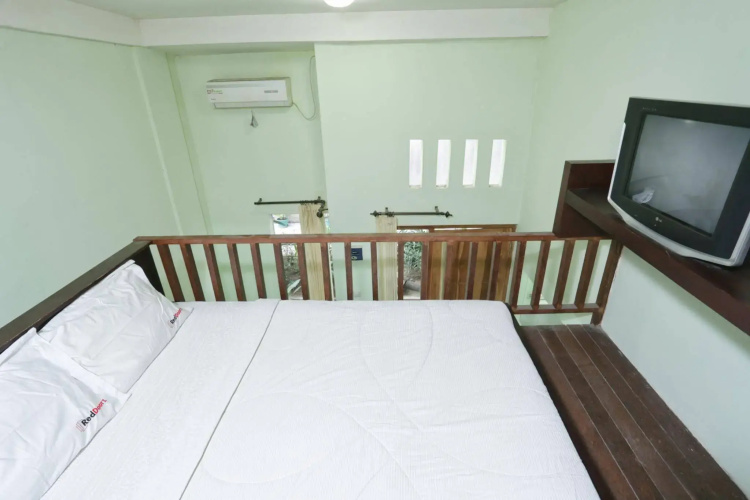 Super OYO 91495 Hotel Indah Residence