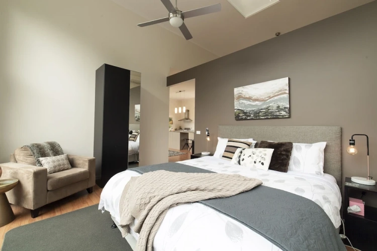 1 Bedroom Luxury Cottage with balcony