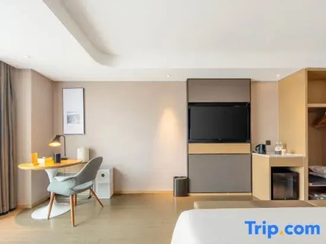 Standard Double room with view