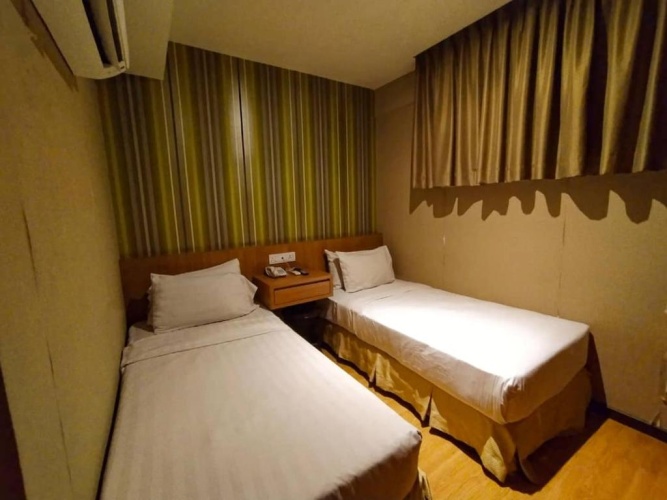 Standard Twin room
