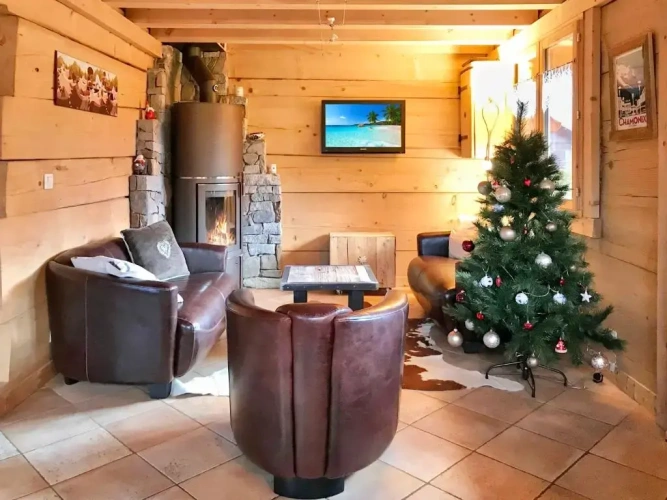 3 Bedrooms Chalet