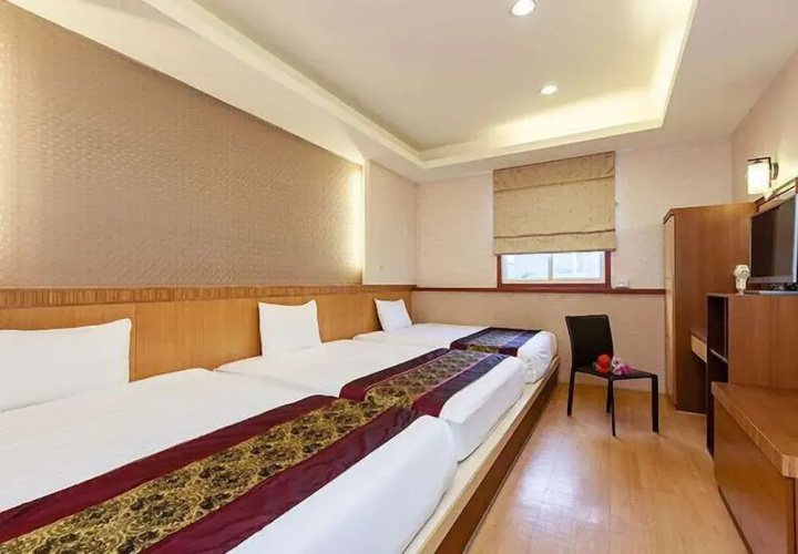 Daddy Chin Hostel