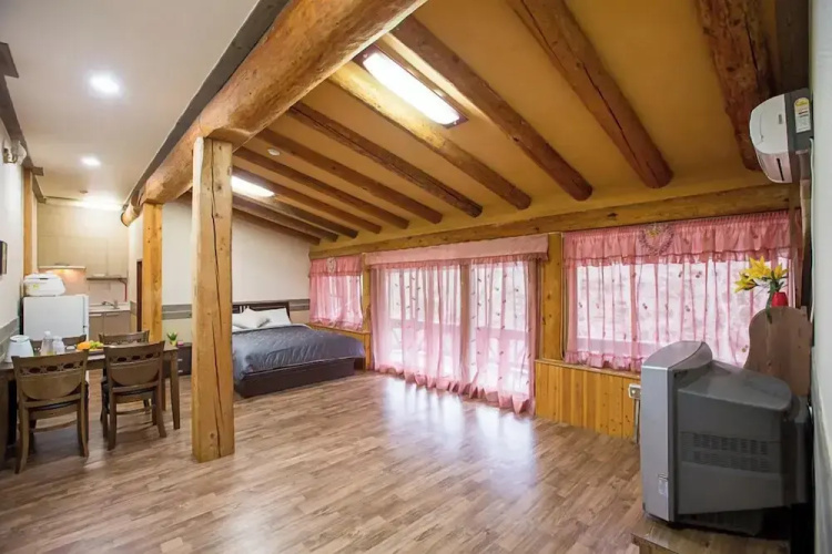 Vivaldi house