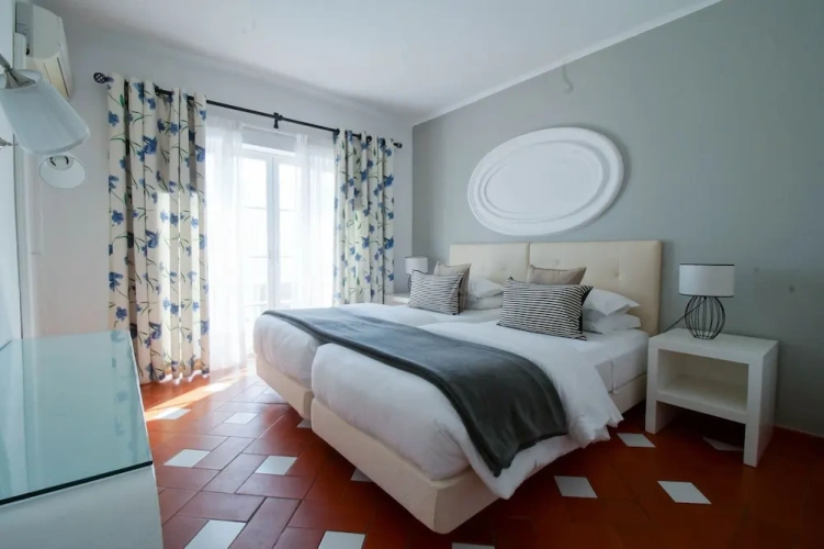 1 Bedroom Standard Duplex room with partial sea view