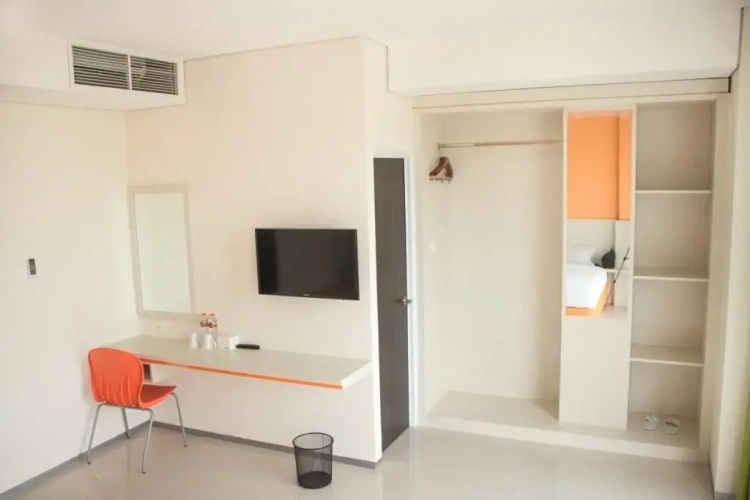 Executive Double room with street view