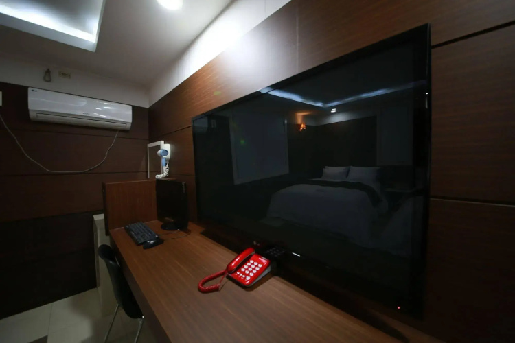 K Hotel