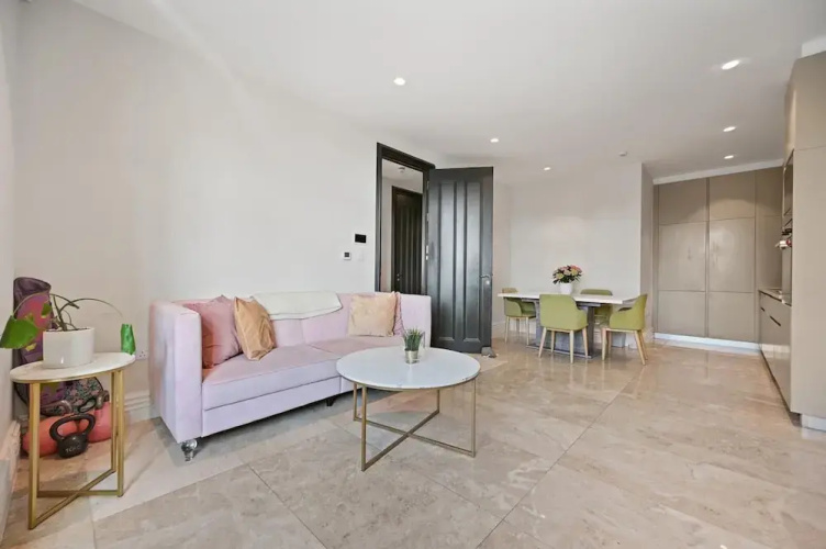 Brampton Grove Cozy Apartment - London