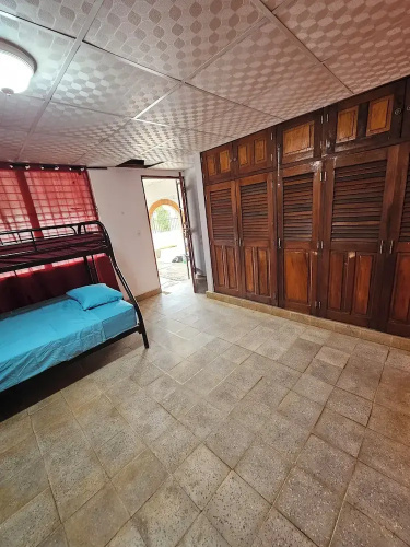Cuartos independientes con baño privado