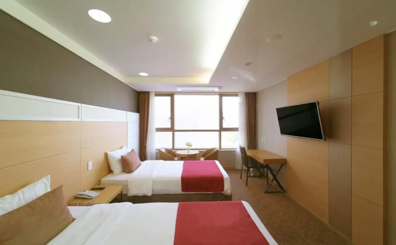 Eastern Hotel Jeju