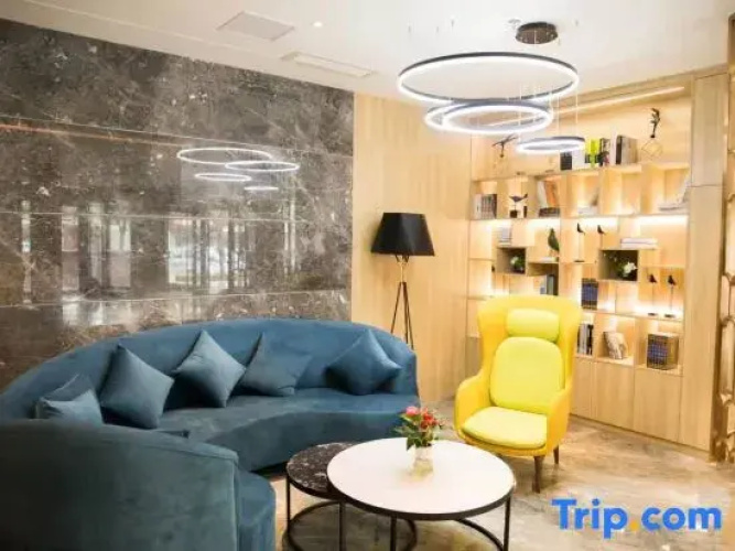 Mome Hotel