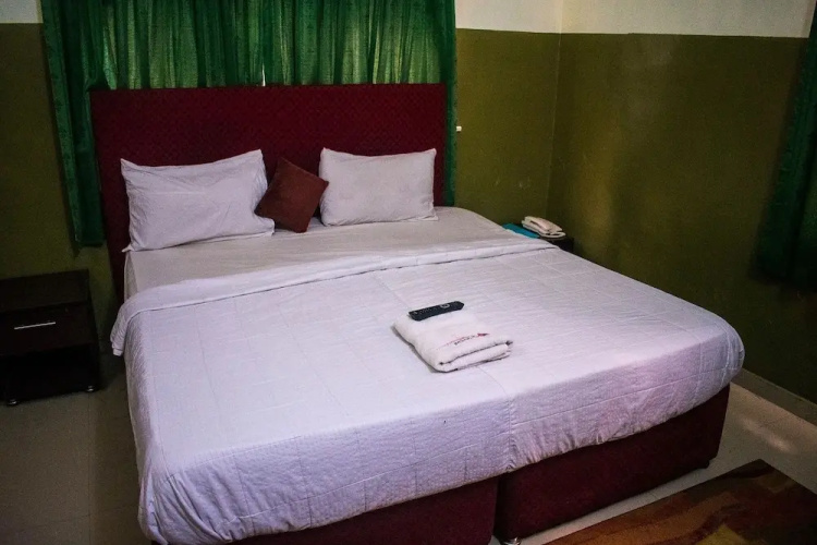 Opal Royal Apartment