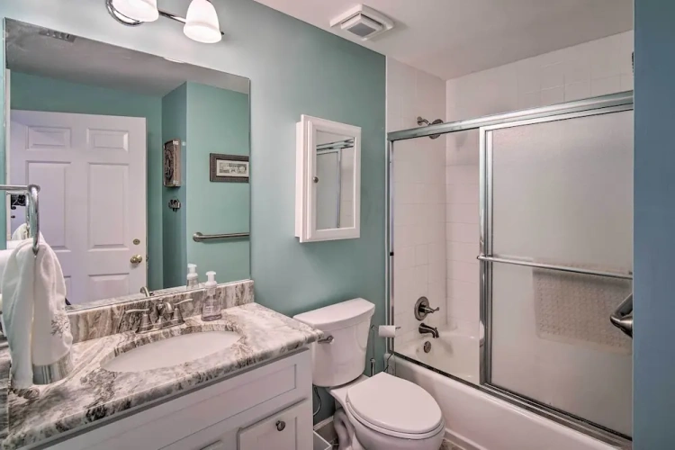 2 Bedrooms Apartment