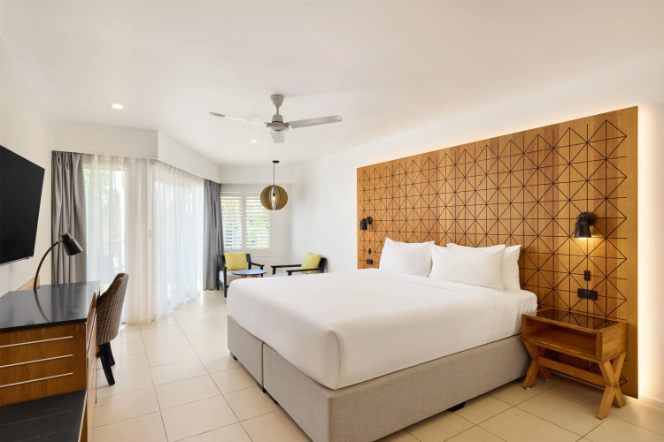 Radisson Blu Resort Fiji Denarau Island