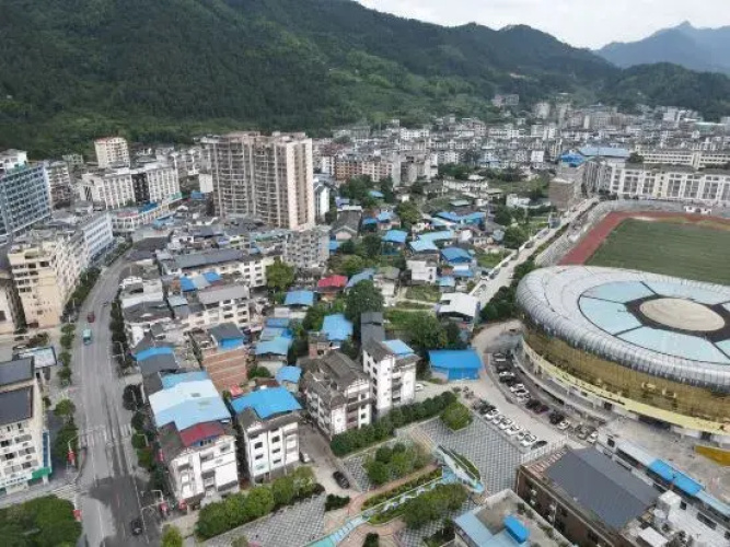 Yunji Hotel