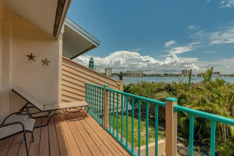 Five Palms Suite 209 - Daily - Weekly - Monthly