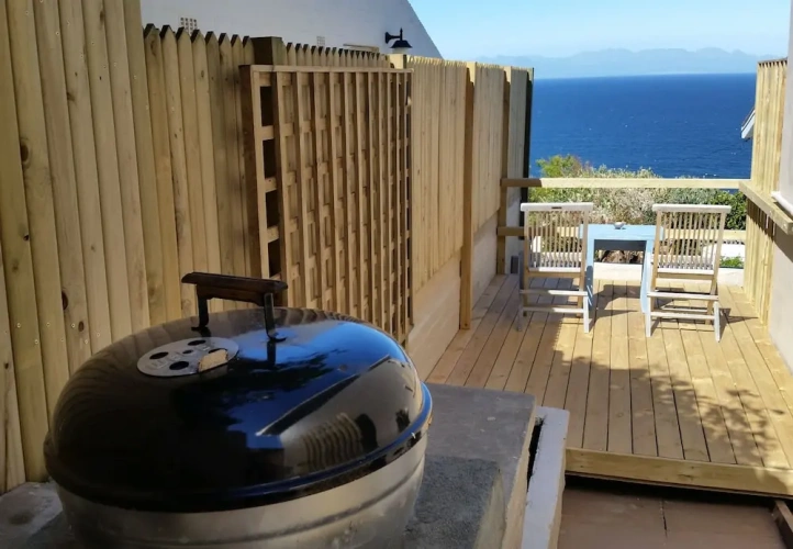 1 Bedroom Economy Studio with partial ocean view