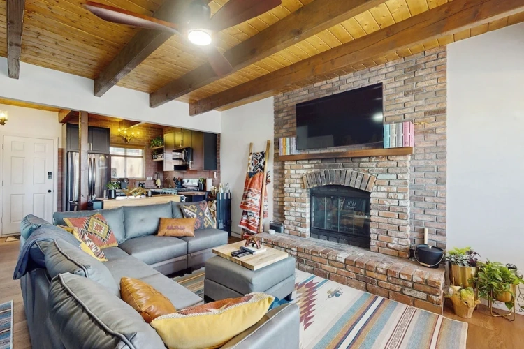 2 Bedrooms Cottage with balcony
