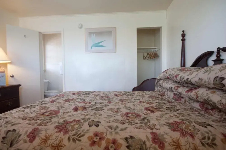 Oceanic Motel