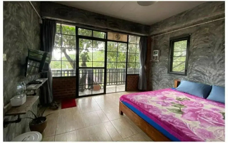 Pilok hillhouse