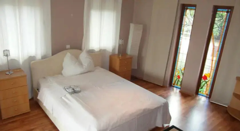 Nadins Guesthouse