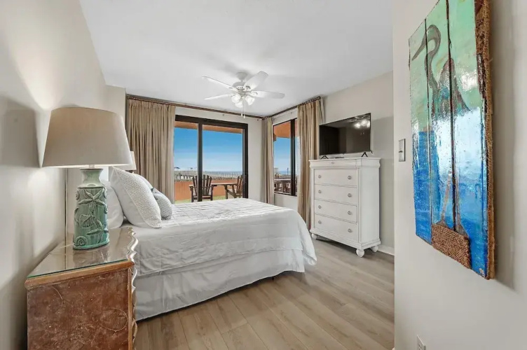 Four Seasons 103e