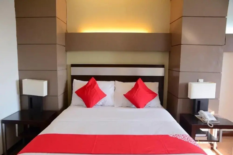 East View Hotel