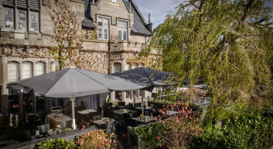 Clontarf Castle HotelOver view